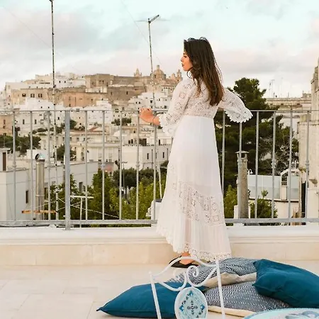 Tetti Bianchi - Deva's * Ostuni