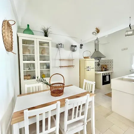 Tetti Bianchi - Deva's Ostuni