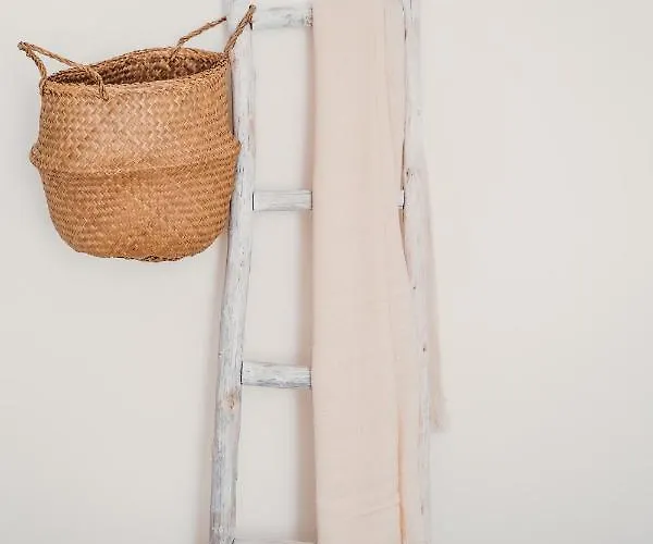 Tetti Bianchi - Deva's * Ostuni